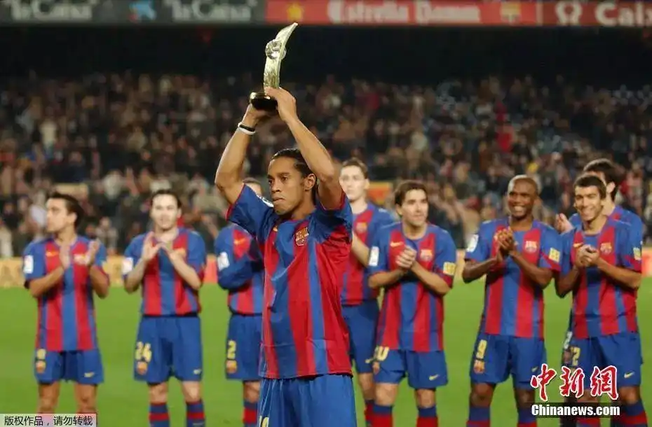 相比之下 相比之下