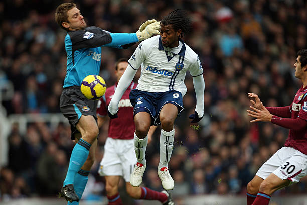 近日与其主 近日与其主