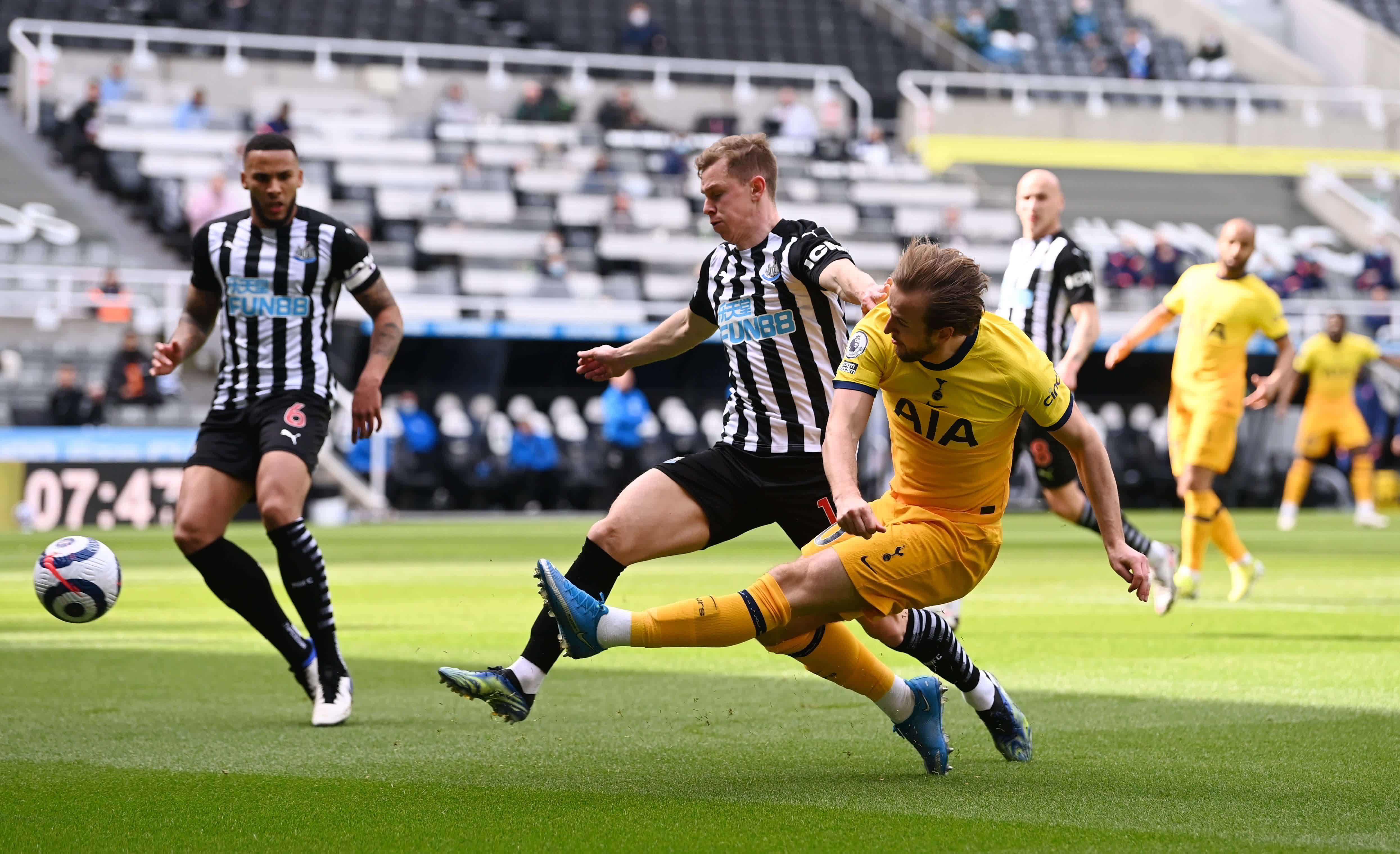 样的露背连 样的露背连